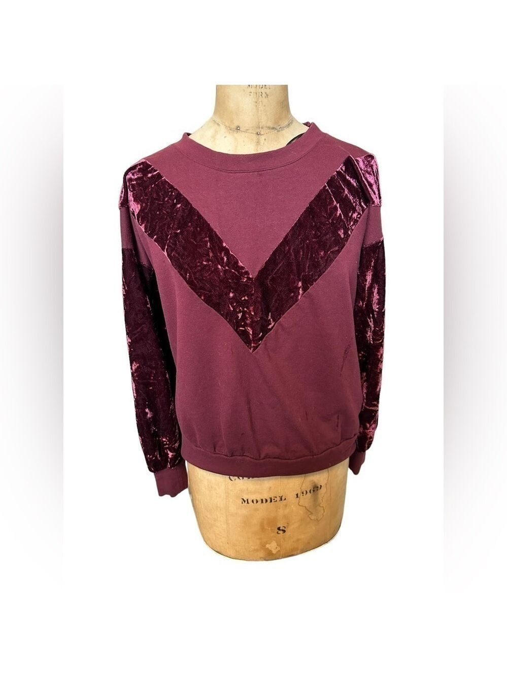 William Rast maroon Hannah sweatshirt with velvet detail size small